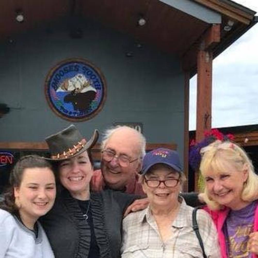 Meet your Posher, Joan